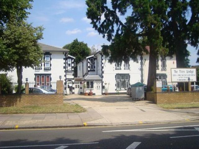 Oyo Firs Lodge London Heathrow Hounslow Exteriör bild