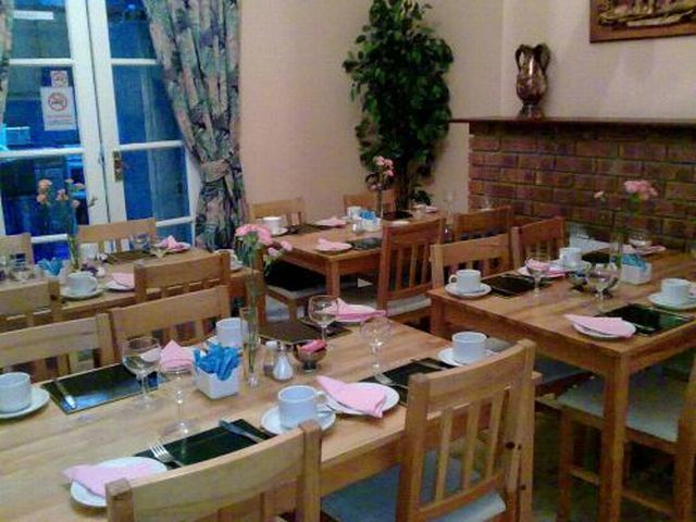 Oyo Firs Lodge London Heathrow Hounslow Exteriör bild